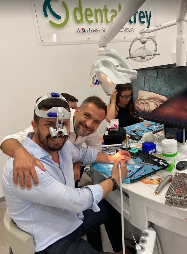 Corso Moderna Odontoiatria Adesiva, condotto dal dott. Roberto Turrini, dal dott. Daniele Gensini, Gruppo Fradeani