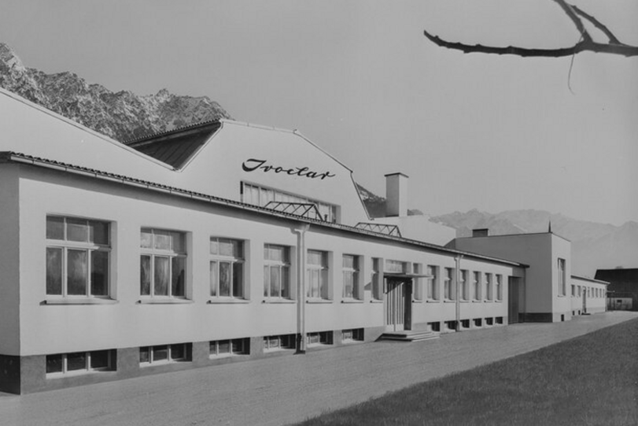 100 anni di Ivoclar Un-secolo-di-Innovazione_100-anni-di-Ivoclar