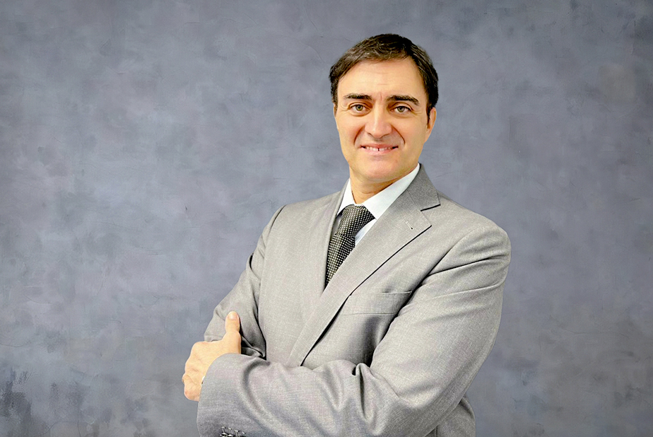 Il boom dei corsi di medicina estetica per dentisti, tra crescita professionale e rischi da evitare Dr. Marco Clavenna