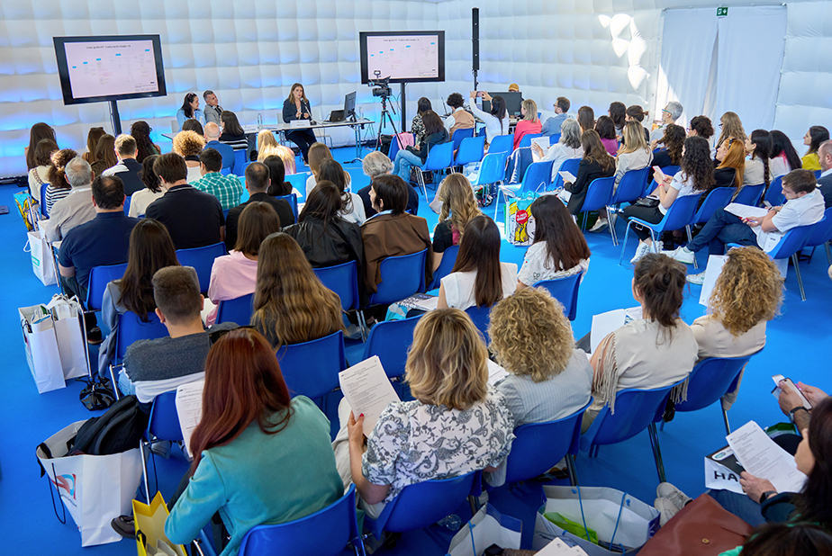 Oltre la superficie. Strutture, relazioni e linguaggi del cavo orale Expodental RDH