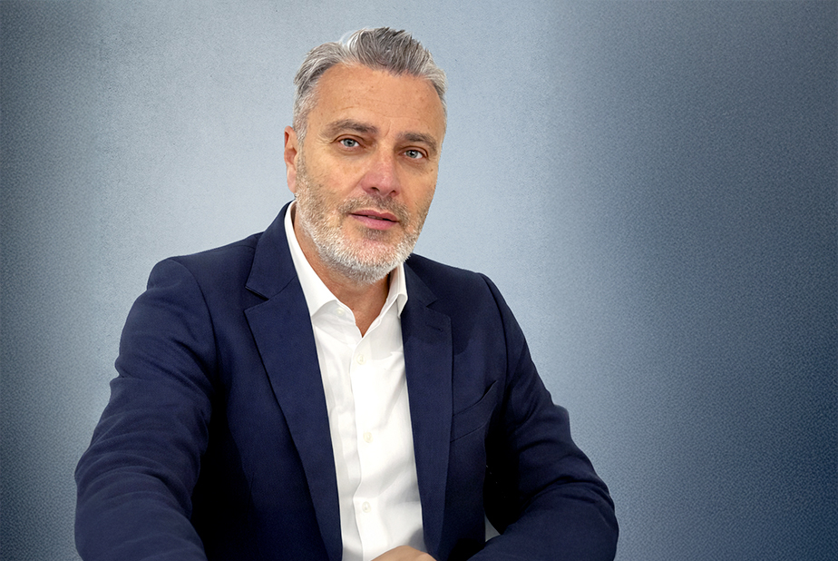 Dalla visione naturale alla visione potenziata: l'evoluzione dell'ingrandimento nel lavoro del clinico Luca Scarduelli