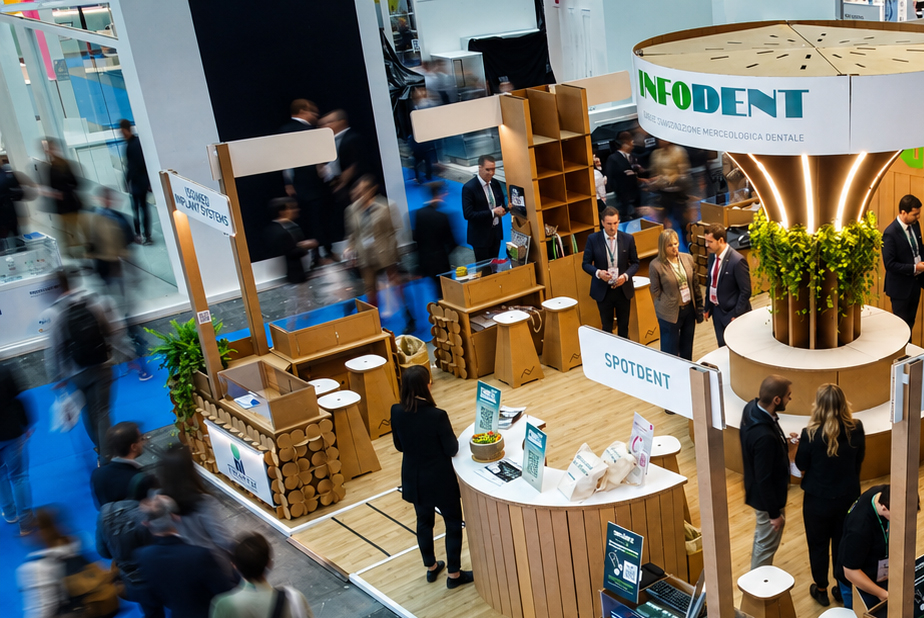 INFODENT stand