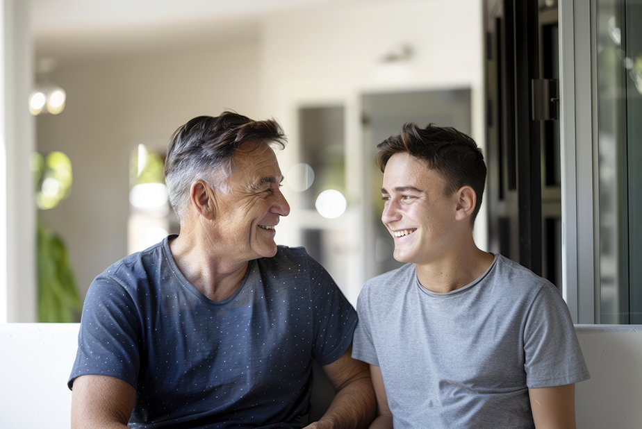 Fondazione Enpam: borse di studio e sussidi scolastici per i figli dei dentisti Padre e figlio