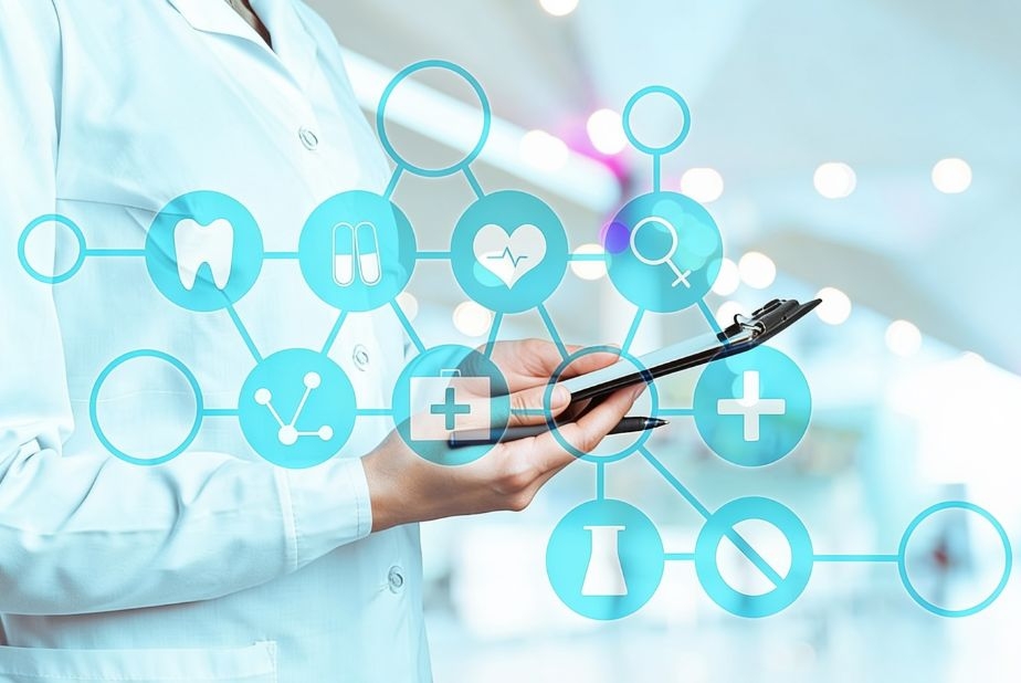 Il futuro dell'odontoiatria tra evoluzione deontologica e tutela della professione sanitaria illustrazione con icone del settore dentale